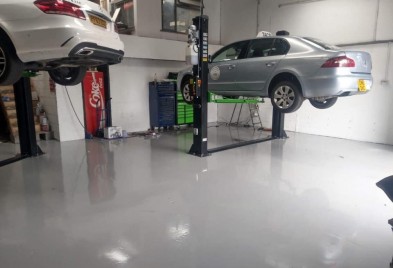 MOT & Car Service floor coating 1
